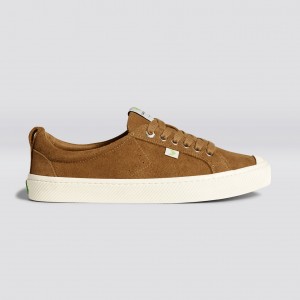 Men Cariuma Low Top Suede OCA LOW Camel Brown | 945768-QVN