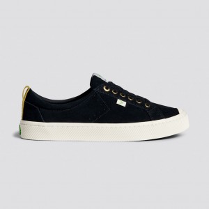 Women Cariuma Low Top Suede OCA LOW Black | 437608-VXL