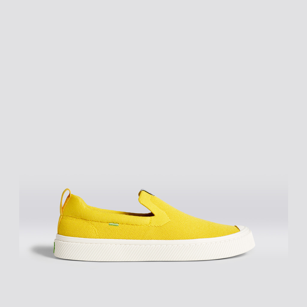 Men Cariuma Low Top Bamboo Weave Knit Vegan IBI Slip-On Sun Yellow | 354968-EVK