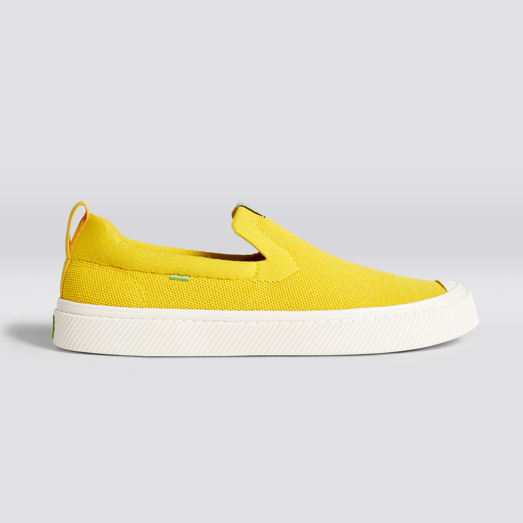 Men Cariuma Low Top Bamboo Weave Knit Vegan IBI Slip-On Sun Yellow | 354968-EVK