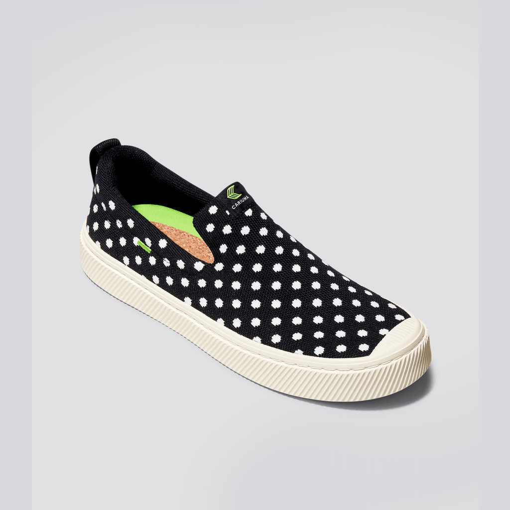 Men Cariuma Low Top Bamboo Weave Knit Vegan IBI Slip-On Black Knit White Polka Dots | 732945-IPC