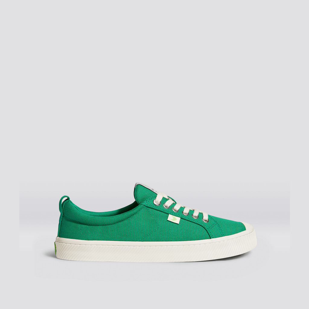 Men Cariuma Low Top Canvas Vegan OCA LOW Green | 285067-COQ