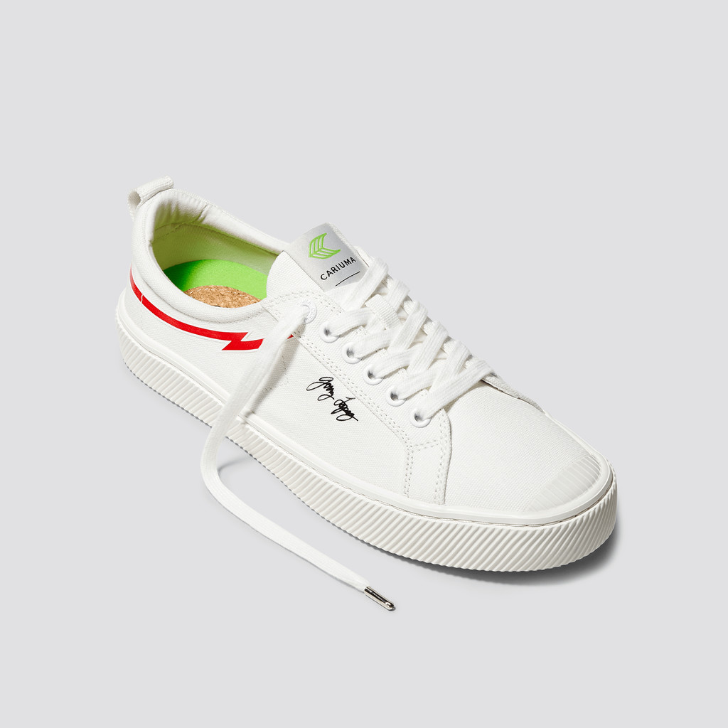 Men Cariuma Low Top Canvas Vegan OCA LOW Off-White | 736401-TMO