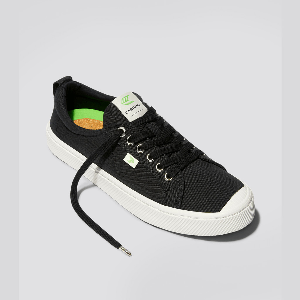 Men Cariuma Low Top Canvas Vegan OCA LOW Black | 263789-APY