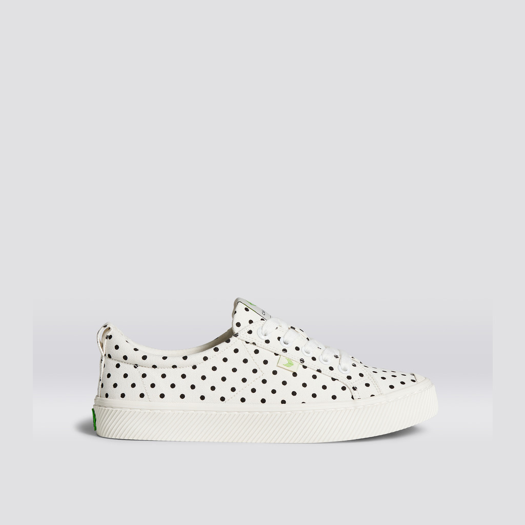 Men Cariuma Low Top Canvas Vegan OCA LOW White Polka Dots | 264730-POR