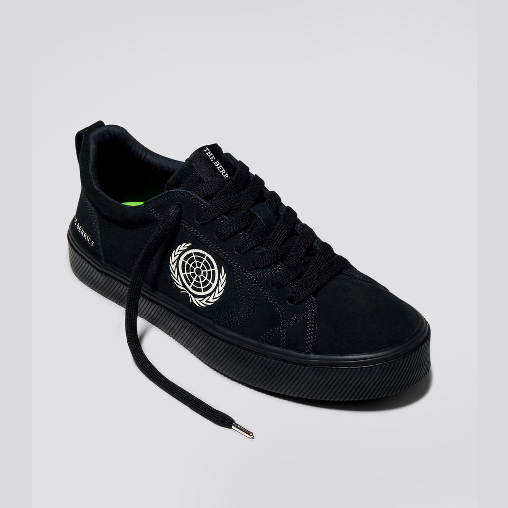 Men Cariuma Low Top Suede CATIBA PRO Black | 295406-KIV