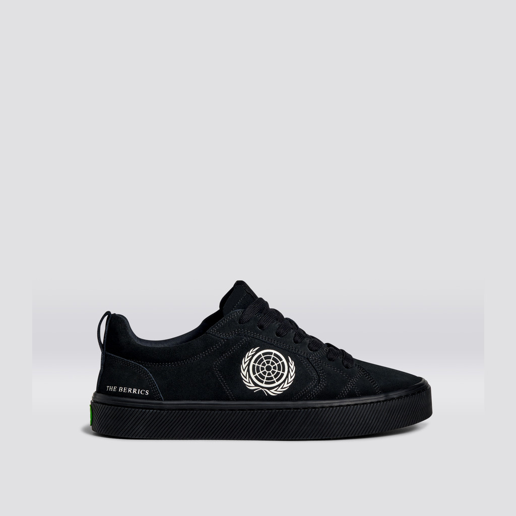 Men Cariuma Low Top Suede CATIBA PRO Black | 214758-OVJ