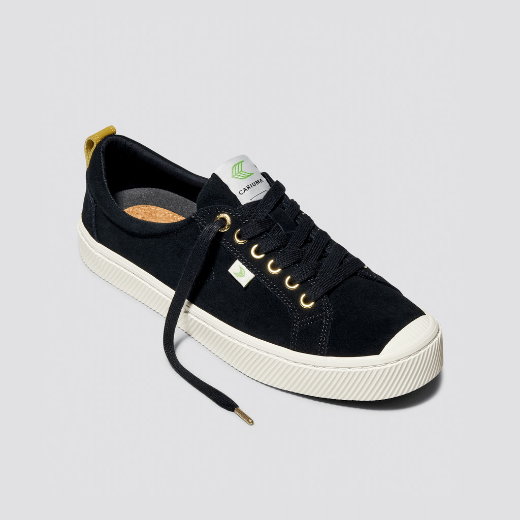 Men Cariuma Low Top Suede OCA LOW Black | 705189-DCF