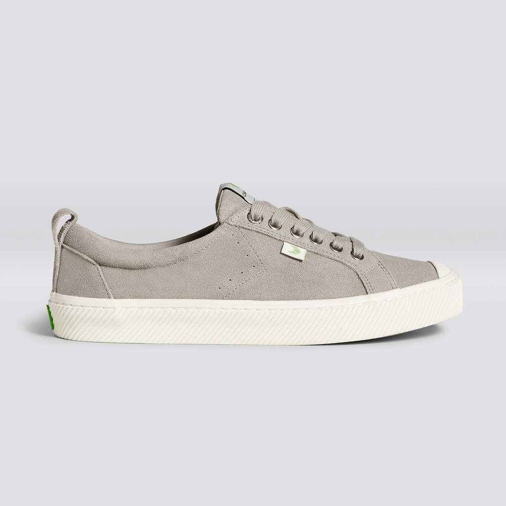 Men Cariuma Low Top Suede OCA LOW Grey | 783451-FMO