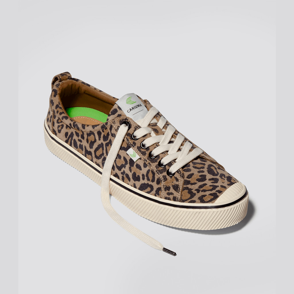 Men Cariuma Low Top Suede OCA LOW Leopard Print | 250761-IHK