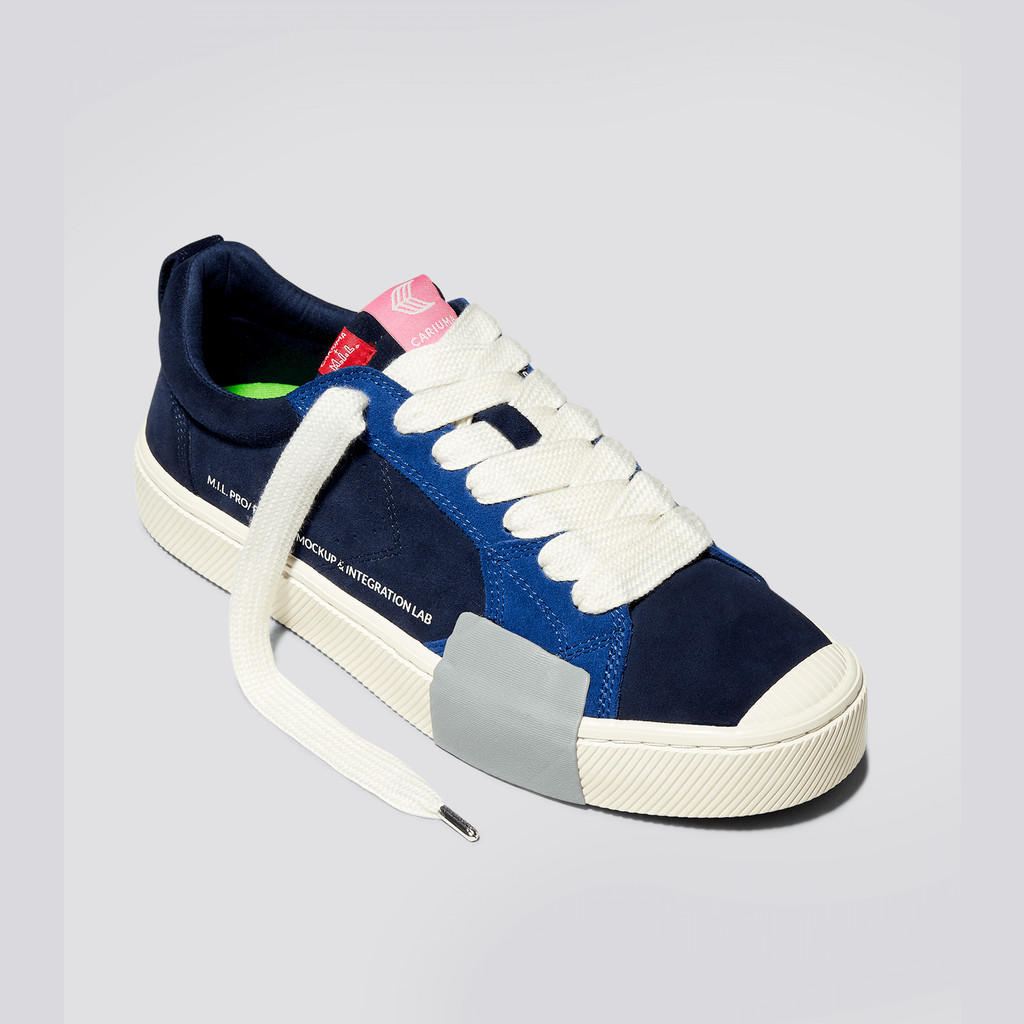 Men Cariuma Low Top Suede OCA LOW Navy | 728513-DUK