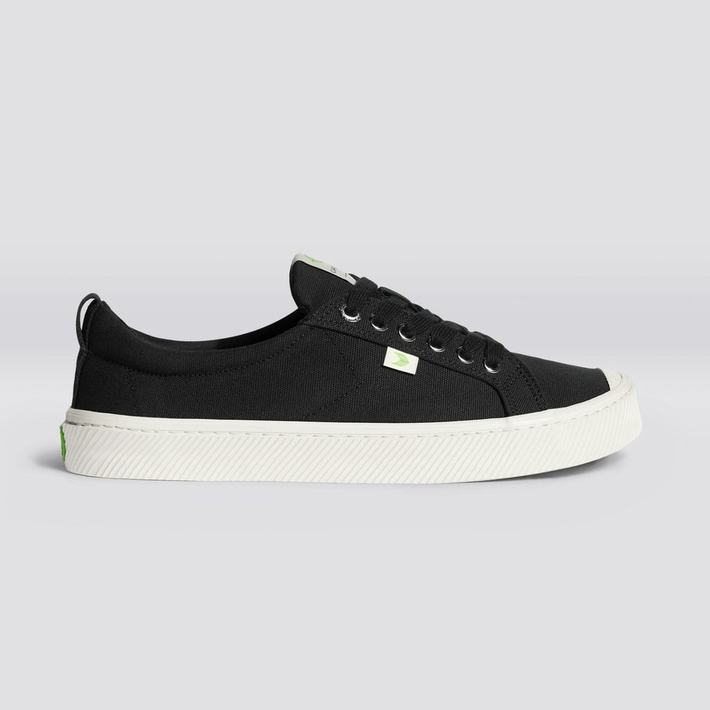 Women Cariuma Low Top Canvas Vegan OCA LOW Black | 560243-TUQ