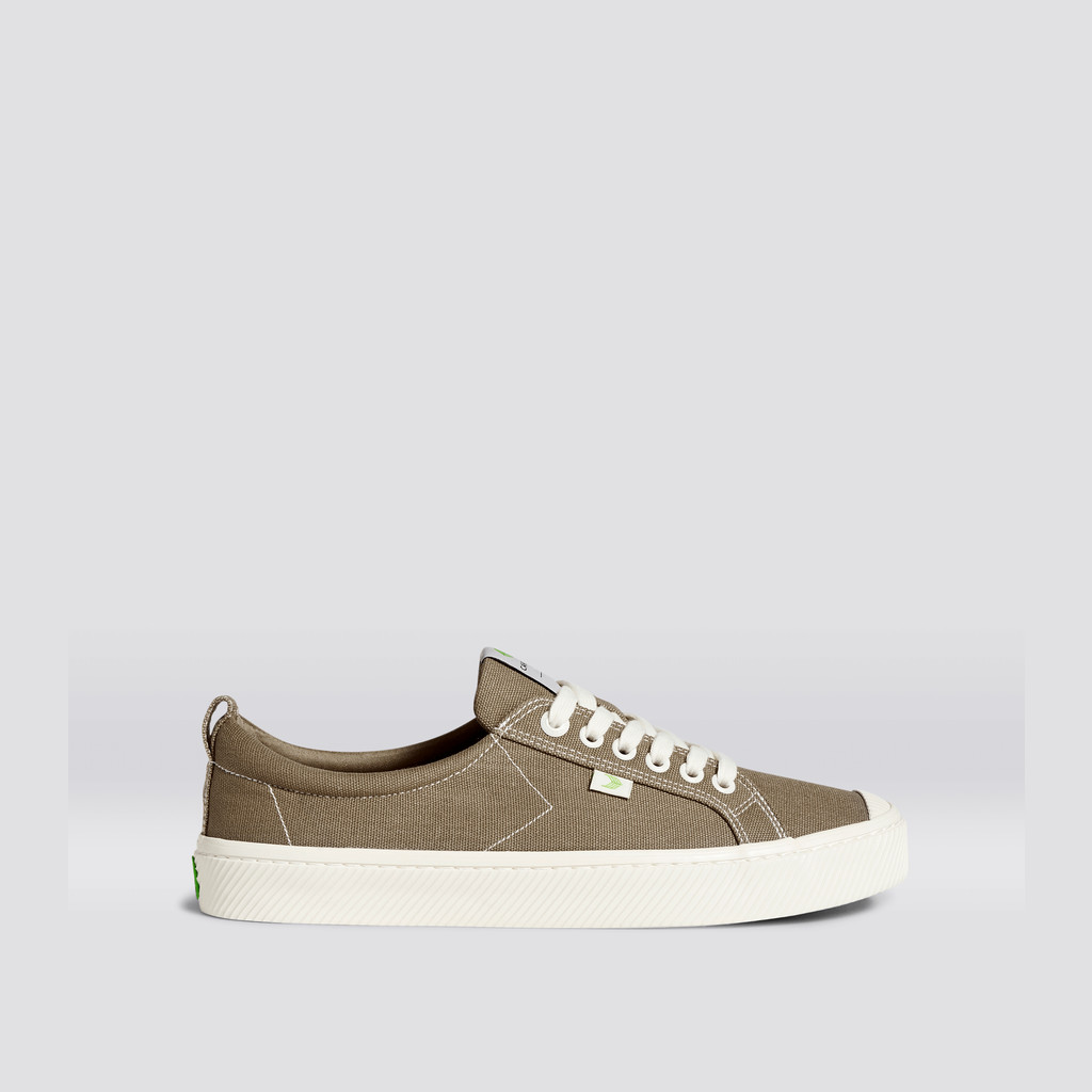 Women Cariuma Low Top Canvas Vegan OCA LOW Nude | 479683-GTZ