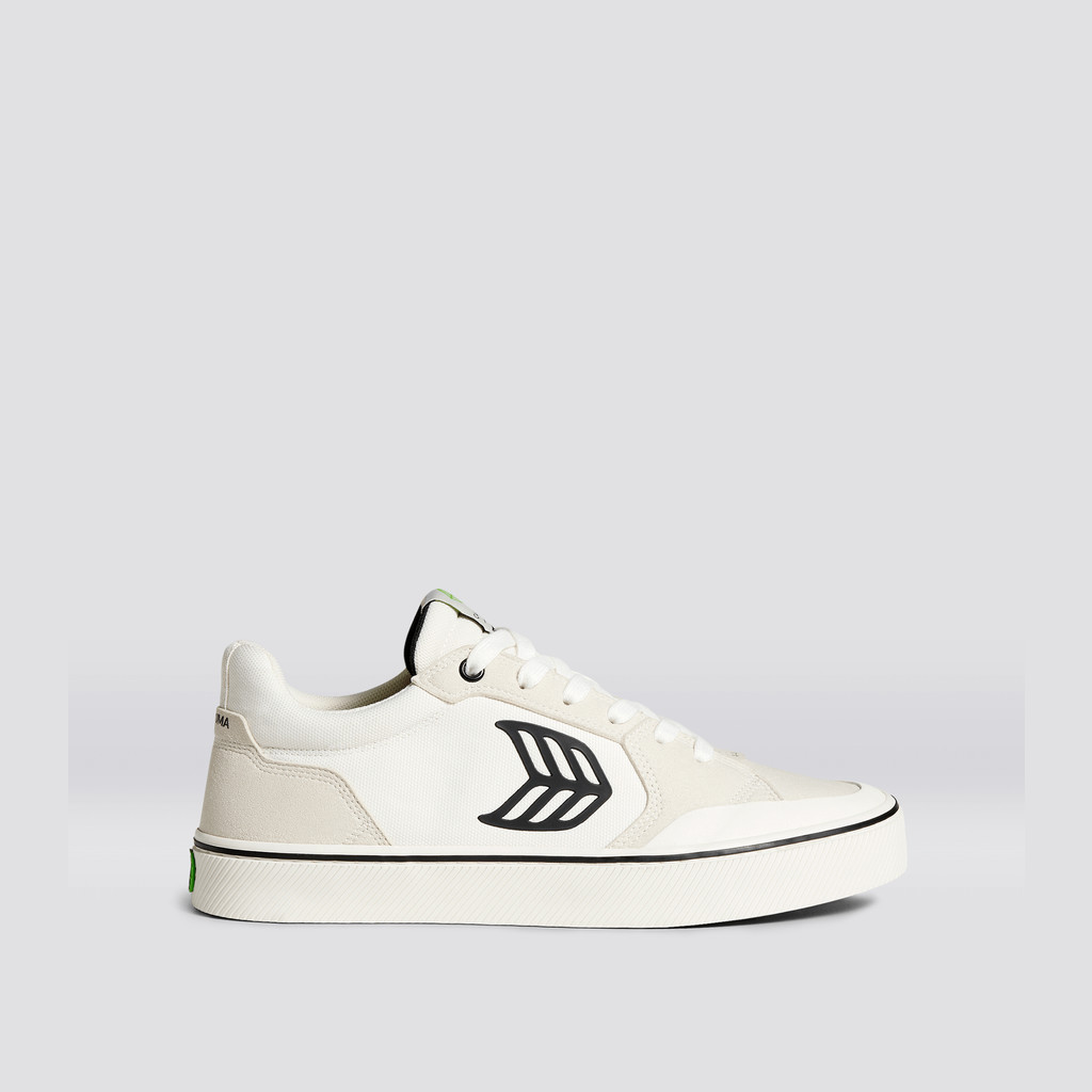 Women Cariuma Low Top Suede The Vallely Off-White Vintage / Black | 150394-OPB